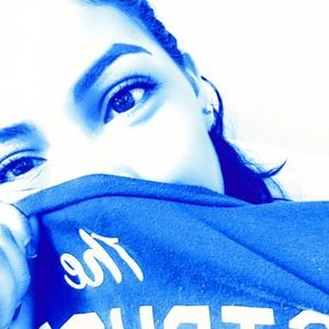 Meet your Posher, Vanessa